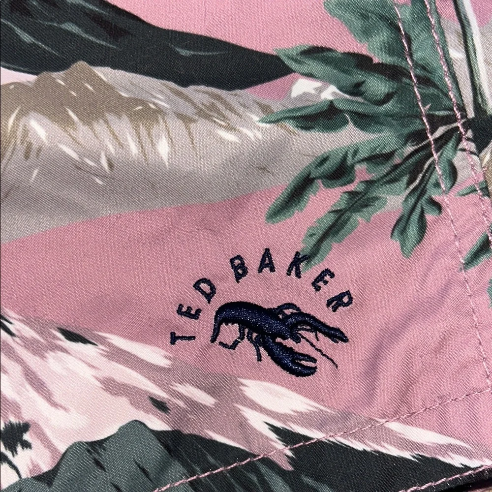 Ted Baker London Pink Tropical Tiger Swim Trunks Men’s Size 3 Med Lobster Logo